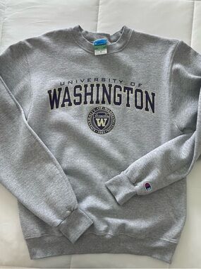 UW sweatshirt